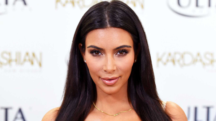 Ini Rahasia Rambut Lurus Kim Kardashian yang Terawat