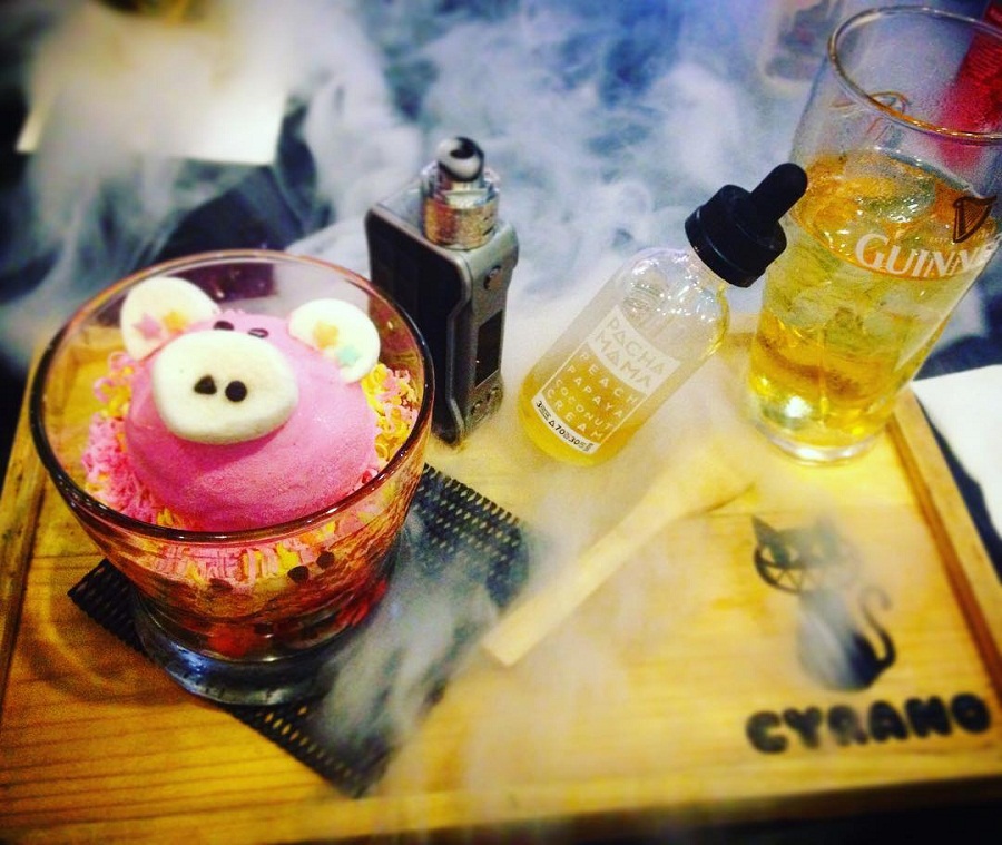 Es krim di Cyrano Cafe. (Instagram/juvina_07)