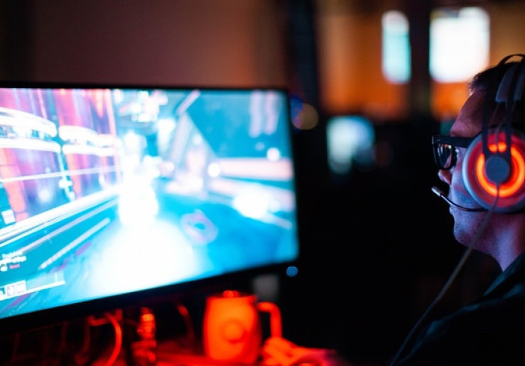 Jangan Salah, Main Game Bisa Tingkatkan Produktivitas Kerja