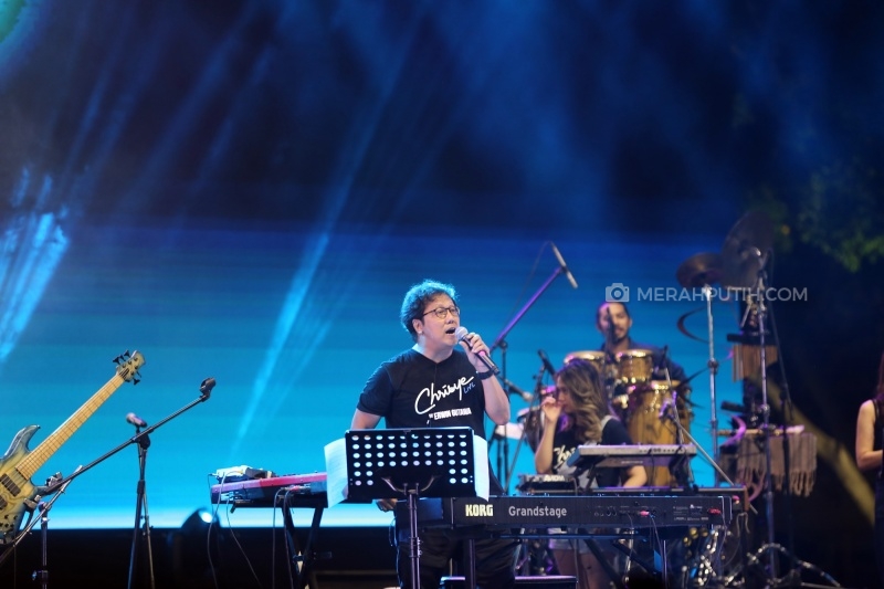 Chrisye Live by Erwin Gutawa Synchronize Fest 2019
