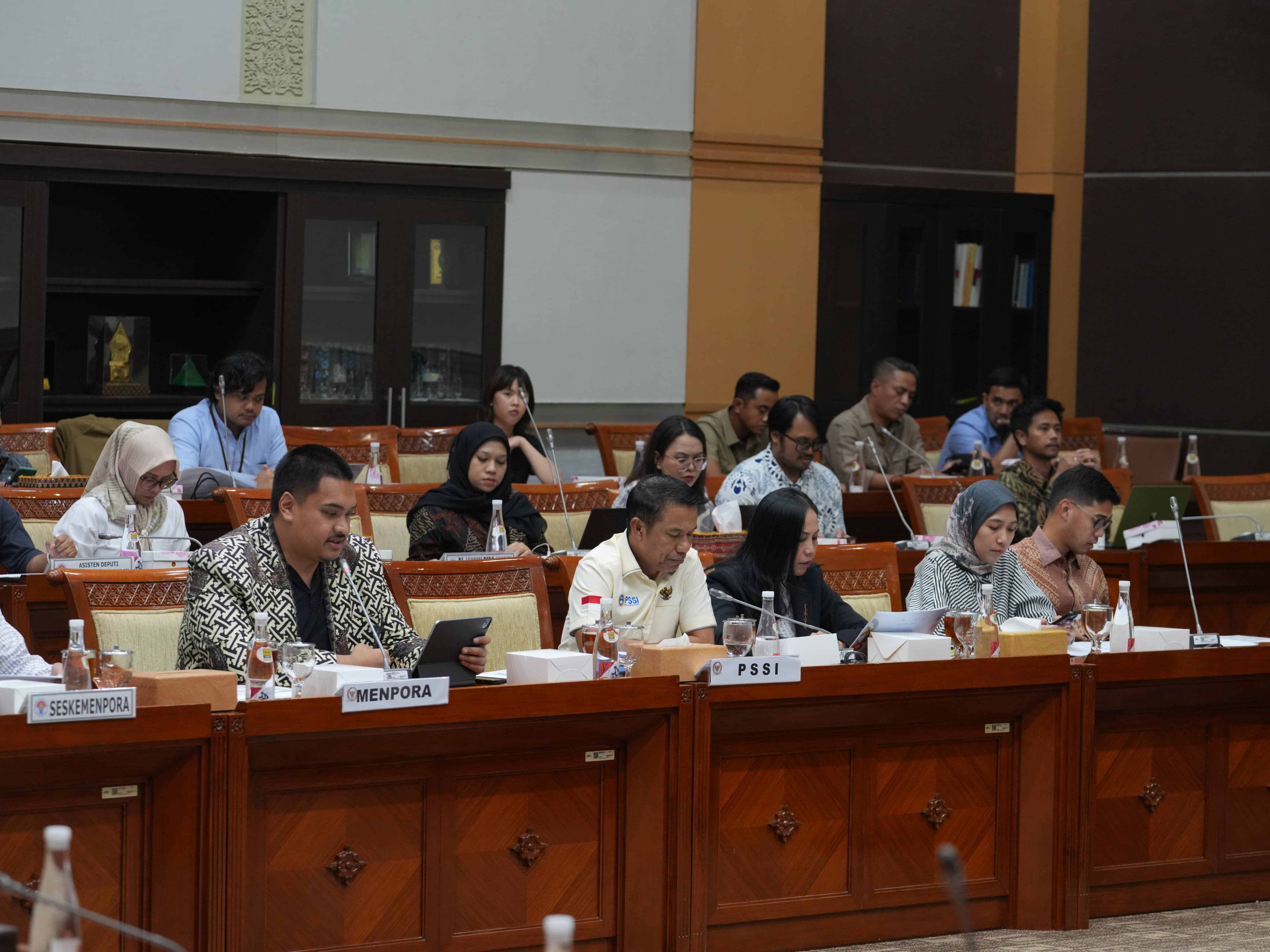 DPR Setujui Rekomendasi Naturalisasi Mees Hilgers dan Eliano Reijnders