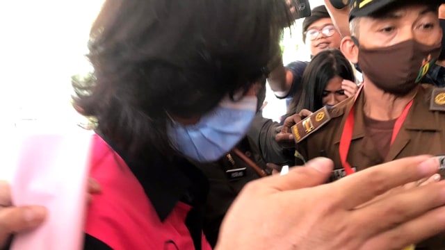 Jaksa Pinangki saat digiring petugas dalam agenda pemeriksaan Bareskrim Polri, Rabu (2/9). Foto: Dok. Istimewa