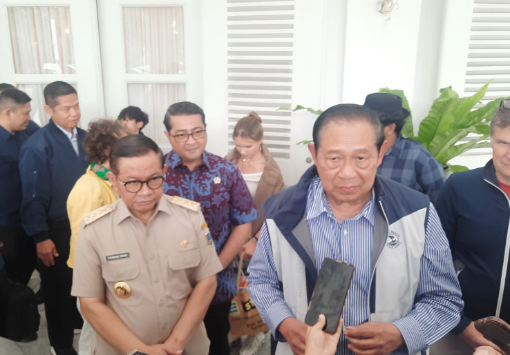 Sambut SBY dan Pelukis Jerman, Pramono: Kolaborasi Melukis Ikon Jakarta