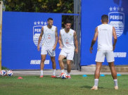 Thom Haye Antusias Cicipi Laga Bergengsi Persib Vs Persija yang Penuh Rivalitas