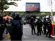Gedung Ditreskrimsus Polda Metro Jaya Dijaga Puluhan Personel Brimob