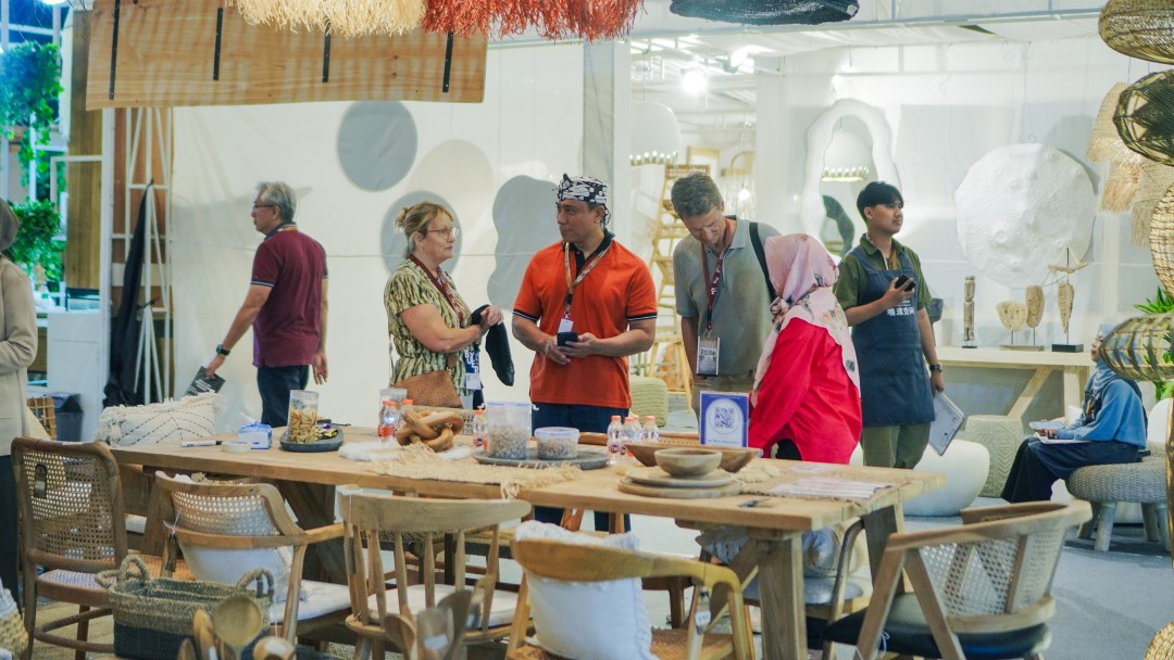 Pengelolaan Hutan Penentu Masa Depan Furnitur Indonesia