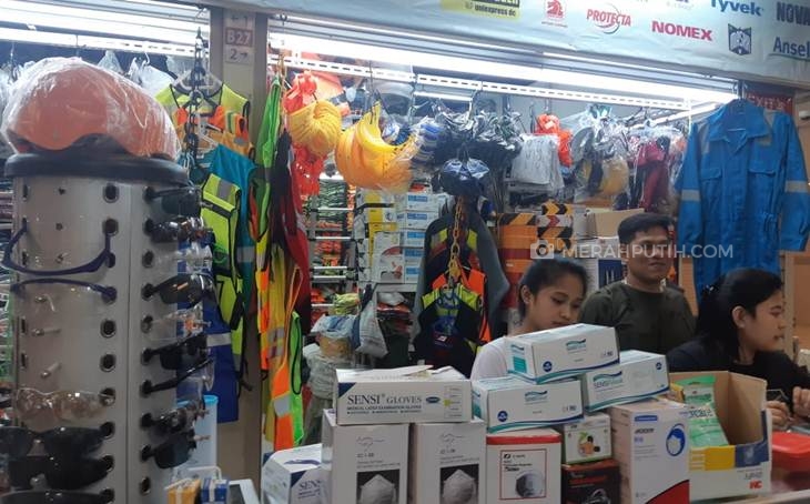 Dampak Virus Corona di Depok, Sejumlah Masker Habis Dijual dan Harga Melonjak