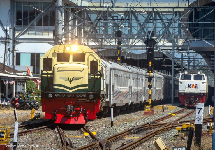 Genangan Air di Jalur Semarang Tawang-Alastua, Perjalanan KA Banyubiru Ekspres Dibatalkan