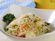 Enakya Bihun Goreng Daun Ketumbar di Pagi Hari