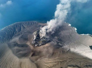 Sebaran Abu Vulkanik Gunung Anak Krakatau Terbelah Jadi 2 Klaster, Benarkah Ada Potensi Tsunami?