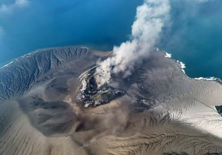 Anak Krakatau Masuk Episode Erupsi Strombolian, Kenali 4 Jenis Letusan Gunung Api