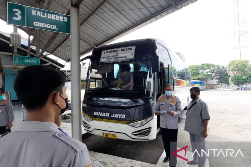 Simulasi Kemenhub, Macet Parah Saat Mudik Bikin Jakarta-Semarang 14 Jam