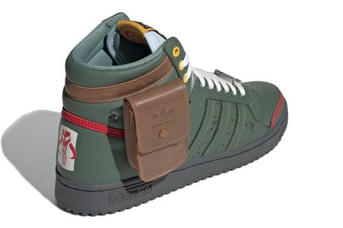Boba Fett-inspired Top Ten Hi. (Foto Hype beast)