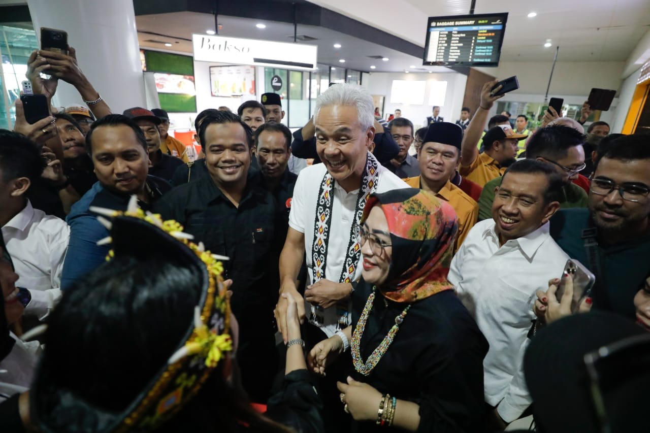 Masyarakat Antusias Kedatangan Ganjar di Kaltim