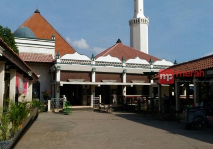 Mengintip Kebaikan Habib Husein di Masjid Luar Batang