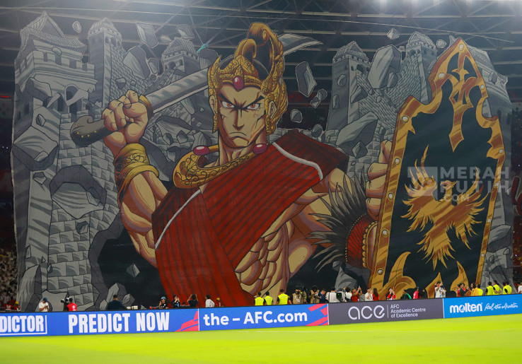 Wajah Gahar Koreografi Gatot Kaca Dukung Laga Timnas Indonesia Lawan China di Stadion GBK