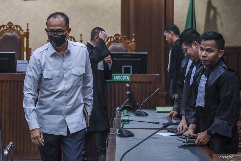Hakim Tolak Eksepsi Rafael Alun, Pemeriksaan Perkara Dilanjutkan