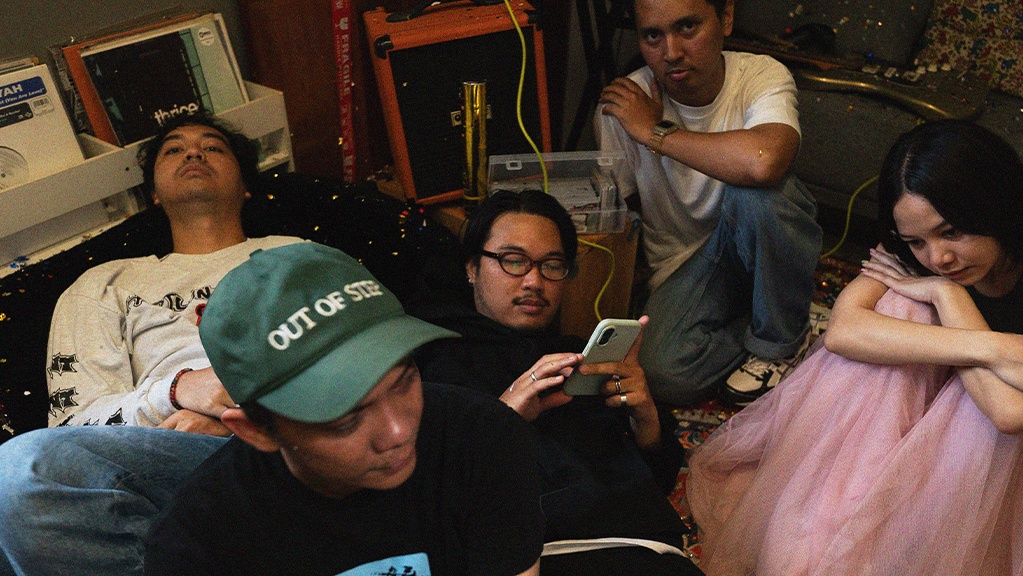 HE3X Kembali dengan Single 'Where Do We Go?', Resapi Kegamangan Banyak Orang lewat Irama Melankolis