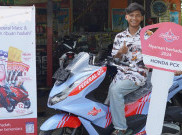 Federal Oil Distribusikan Yamaha XMAX dan Honda PCX untuk Konsumen Beruntung
