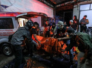 Relawan Tagana Gabungan Bantu Korban Tsunami di Lampung