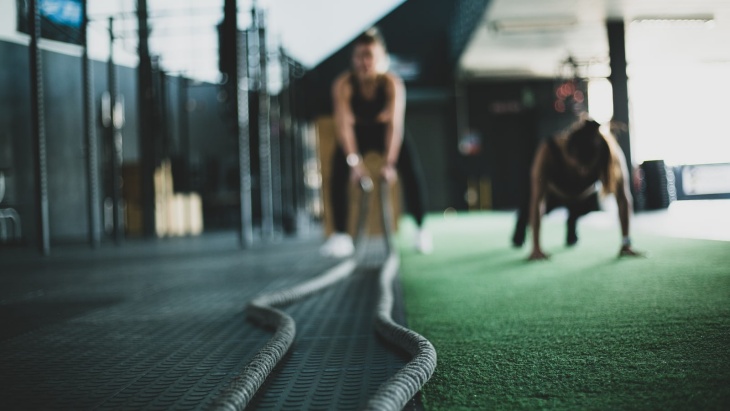 Kesehatan pasangan berpengaruh pada kesehatanmu. (Foto Unsplash/Meghan Holmes)