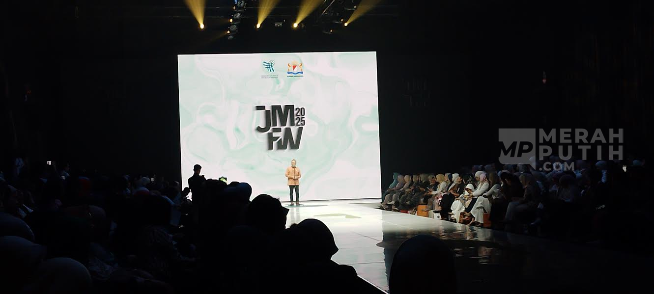 Zulhas Optimistis Indonesia Jadi Kiblat Fesyen Muslim Dunia