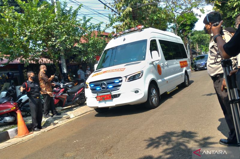 Polisi akan Kawal Iringan Jenazah Tjahjo Kumolo ke TMP Kalibata