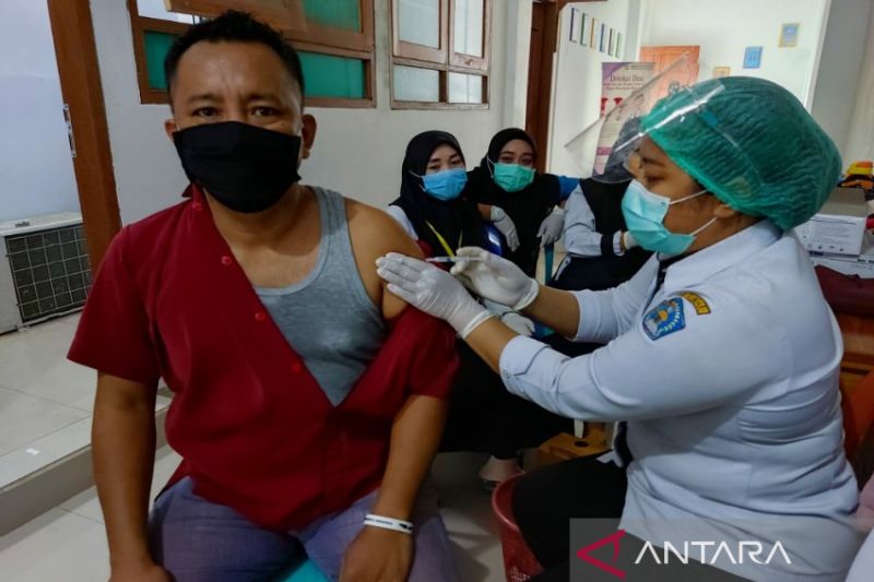 Warga Jabar Sudah Bisa Vaksinasi COVID-19 Dosis Keempat di Puskesmas