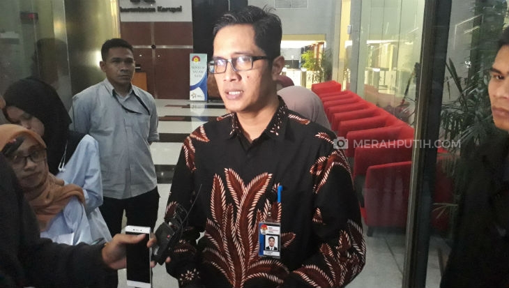 Febri Diansyah juru bicara KPK sebut KPK tengah bidik pelaku lain dalam kasus Meikarta