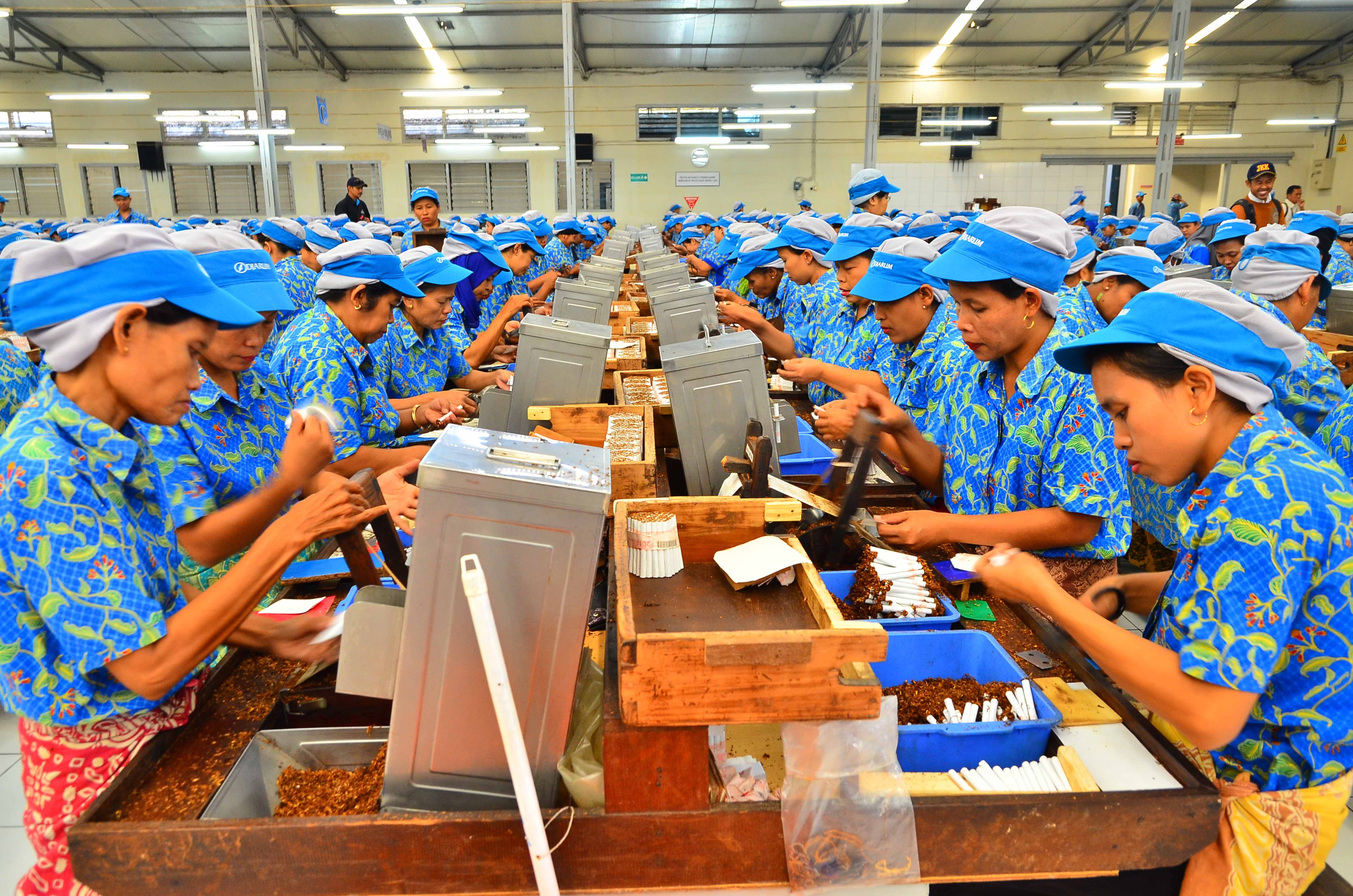 Bantuan Subsidi Upah Gerakan Konsumsi Masyarakat