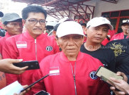  Massa Geruduk Kantor DPC Solo Desak Megawati Keluarkan Rekomendasi untuk Purnomo-Teguh
