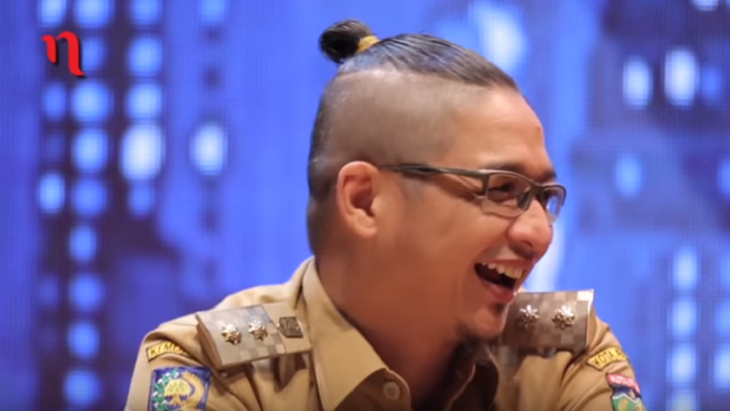 Pasha Ungu Berseragam dengan Gaya Rambut Kuncir, Ini Kata Mendagri Tjahjo