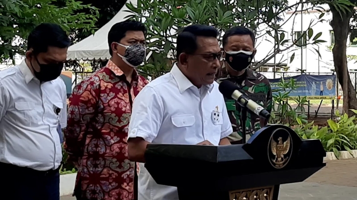 Tangkapan layar - Kepala Staf Kepresidenan Moeldoko saat meninjau kondisi Wisma Atlet KemayoranJakarta, yang disaksikan secara virtual, Jumat (6/8/2021). ANTARA/Rangga Pandu Asmara Jingga/am.