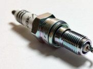 Mengungkap Fungsi 'Tersembunyi' Busi Motor