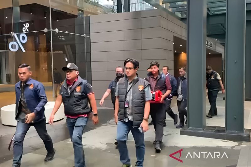 Polri Geledah Kantor DSI Terkait Kasus Peggelapan Dana Anggota Rp 1,4 Triliun