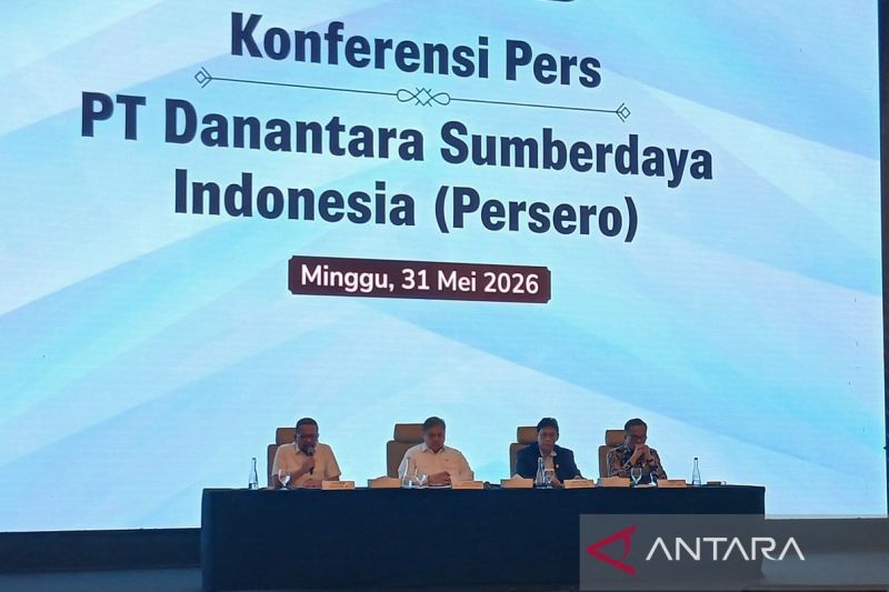 Aturan Ekspor SDA Satu Pintu Berlaku Besok, Menko Airlangga Jamin Masa Transisi Tanpa Kendala