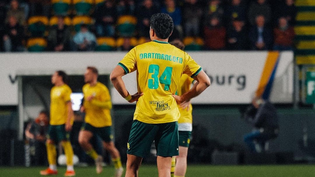 Duel Ragnar Oratmangoen dan Calvin Verdonk di Eredivisie Berakhir Imbang