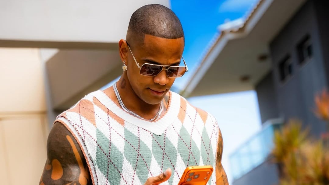 Lirik Desliza Lagu Yang Gambarkan Suasana Santai Dibalut Nuansa Genit