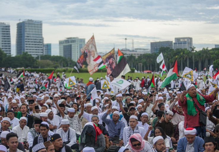 Aksi Damai Reuni 212 Revolusi Akhlak untuk Indonesia Berkah dan Palestina Merdeka