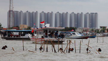 Operasi Gabungan TNI AL dan KKP Cabut Pagar Laut Pesisir Utara Kabupaten Tangerang