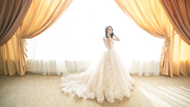 Viral! Seorang Petani Buat Gaun Pengantin dari 40 Kantung Semen Bekas
