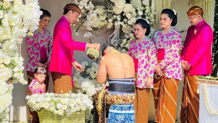 Mengenal Prosesi Siraman dan Maknanya dalam Adat Jawa