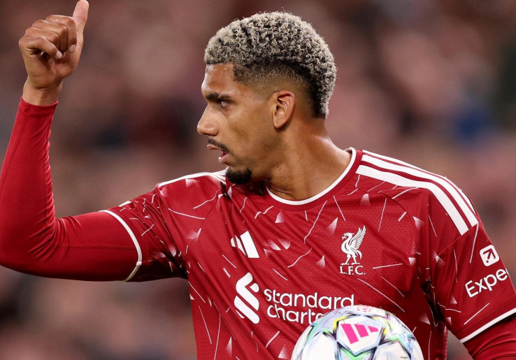 Liverpool Dikabarkan Siap Permanenkan Ronald Araujo, Sudah Rela Keluarkan Rp 1,1 Triliun?