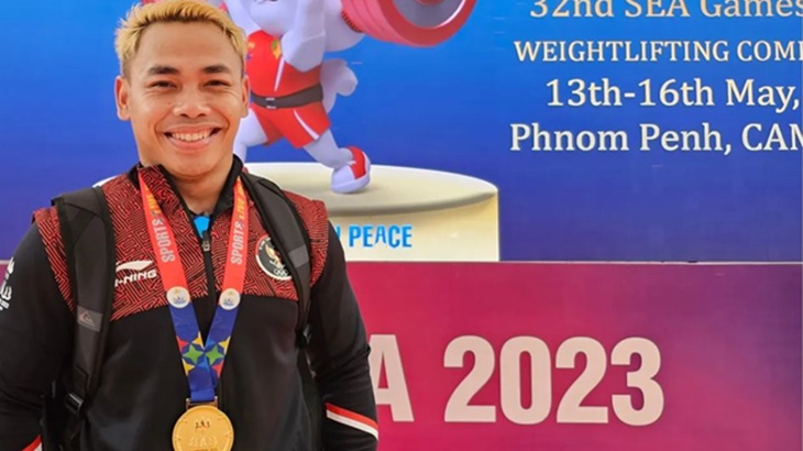 'Clean and Jerk' 170 kg Eko Yuli Pecahkan Rekor Sekaligus Angkat Piala di Sea Games 2023