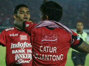 Dari Irfan Bachdim untuk Catur Juliantono