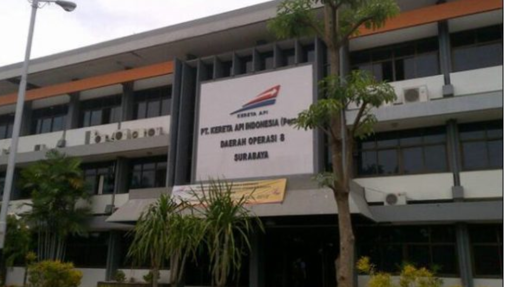 Kantor PT KAI Daop 8 Surabaya (Foto: MP/Andika Eldon)