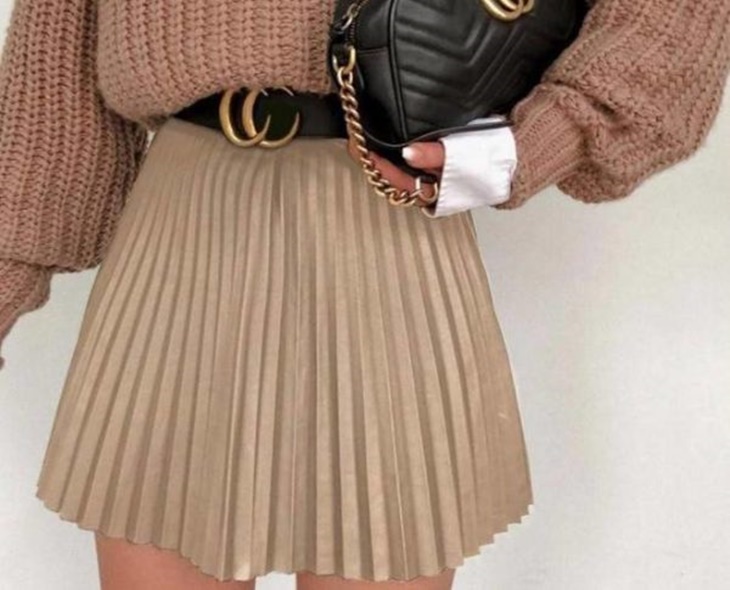 Pleated skirt