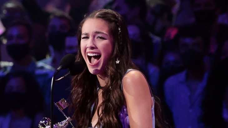 Jadi Pemenang di VMA, Olivia Rodrigo: 2021 Jadi Tahun Keajaiban