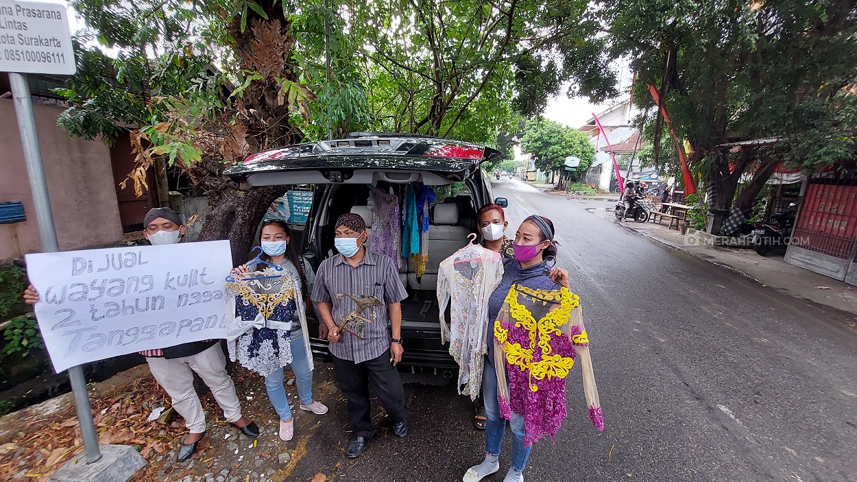 2 Tahun Tidak Ada Job, Seniman Wayang Pilih Jualan Alat Pentas di Pinggir Jalan