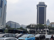 Kawasan Patung Kuda Macet Imbas Buruh Demo Tuntut Kenaikan Upah